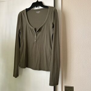 Old Navy Women's Green Long Sleeve Tee